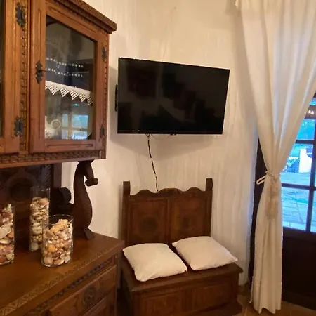 Massimo Villa *